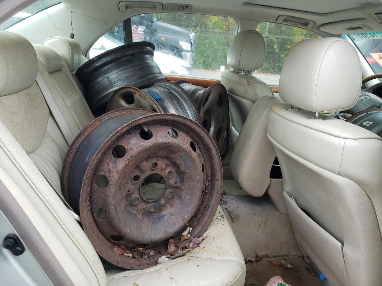 2003 Lexus Ls 430 VIN: JTHBN30F210040855 Lot: 84718585