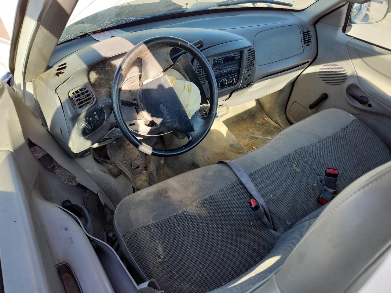 1998 Ford F150 VIN: 1FTZF1724WNB93106 Lot: 81986625