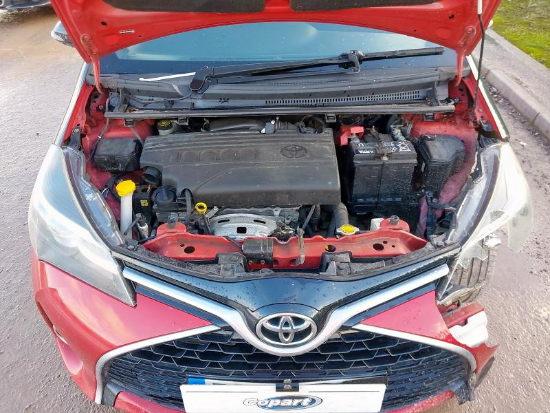 2016 TOYOTA YARIS 1.33 VVT-I DESIGN 5DR