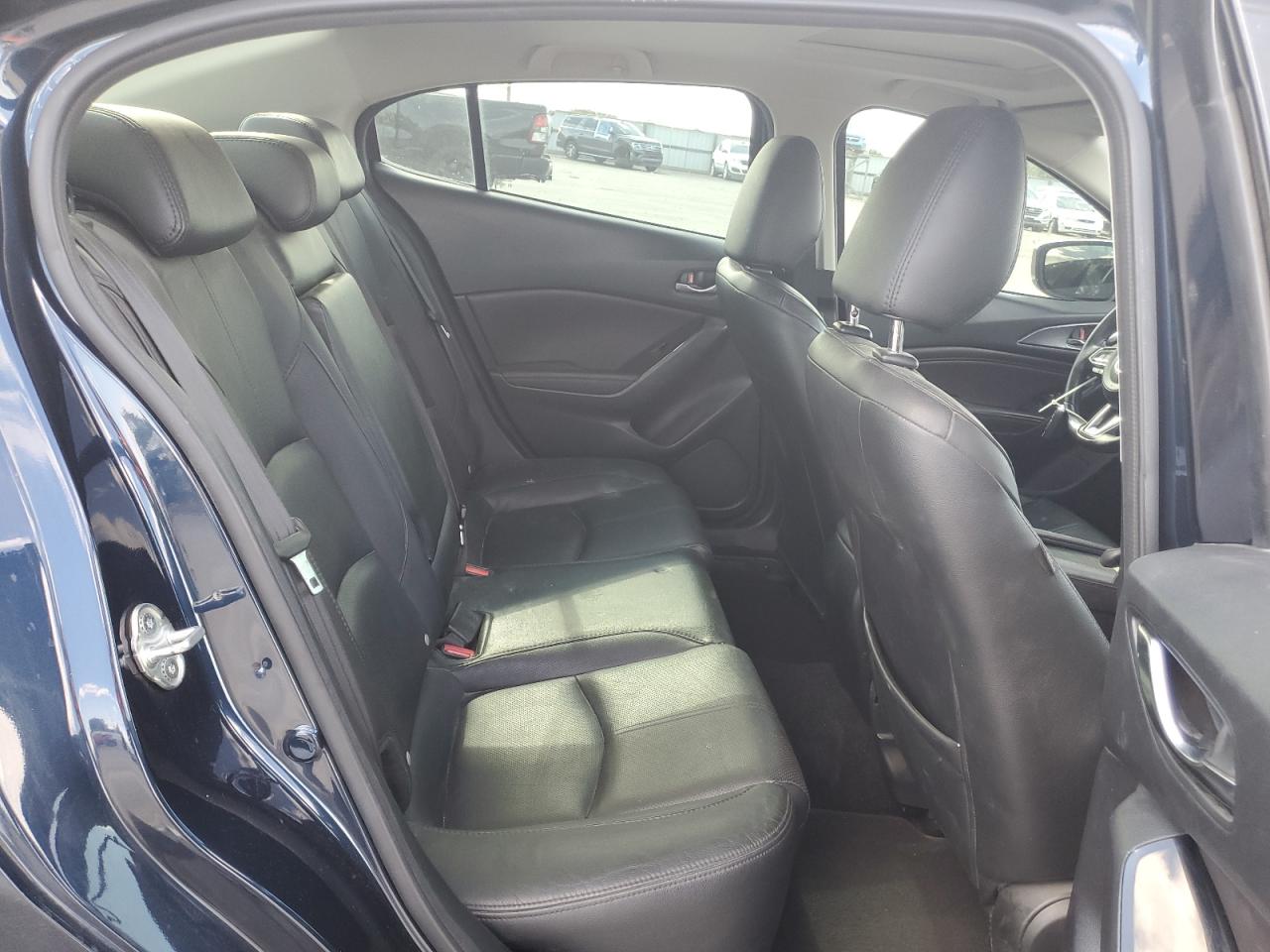 2018 Mazda 3 Grand Touring VIN: 3MZBN1W39JM214952 Lot: 85904115