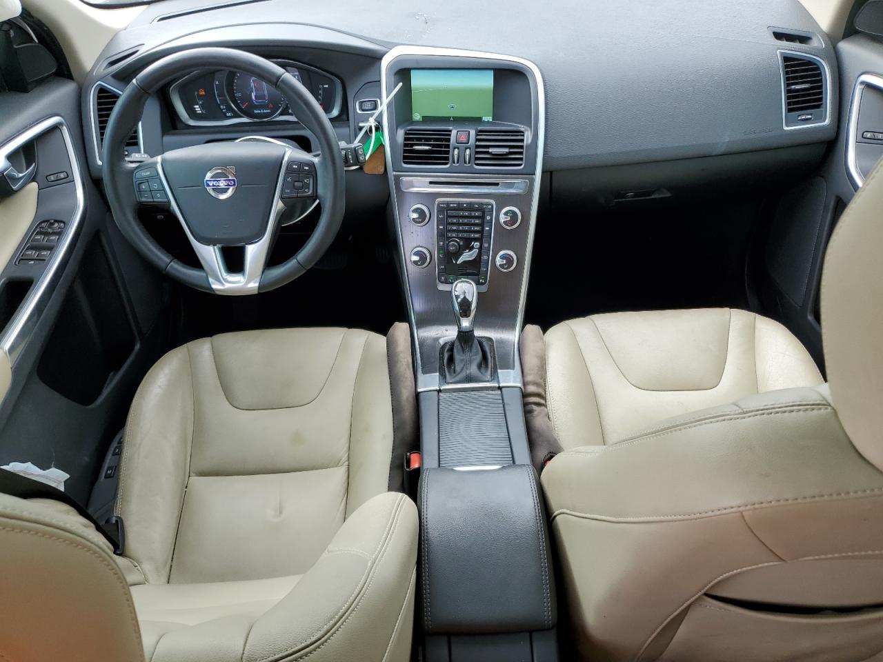 2016 Volvo Xc60 T5 Premier VIN: YV440MDK8G2857828 Lot: 85480525