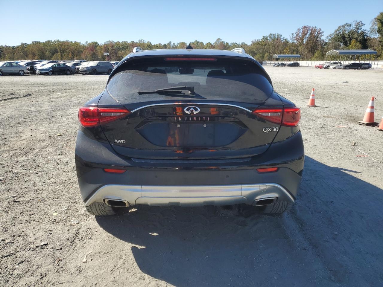 2017 Infiniti Qx30 Base VIN: SJKCH5CR8HA035255 Lot: 90034845
