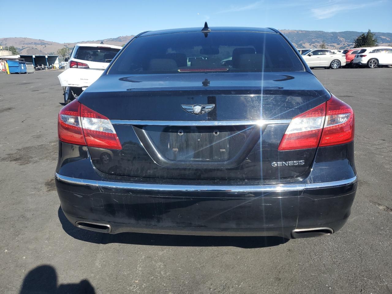 2013 Hyundai Genesis 3.8L VIN: KMHGC4DD9DU243715 Lot: 87447065
