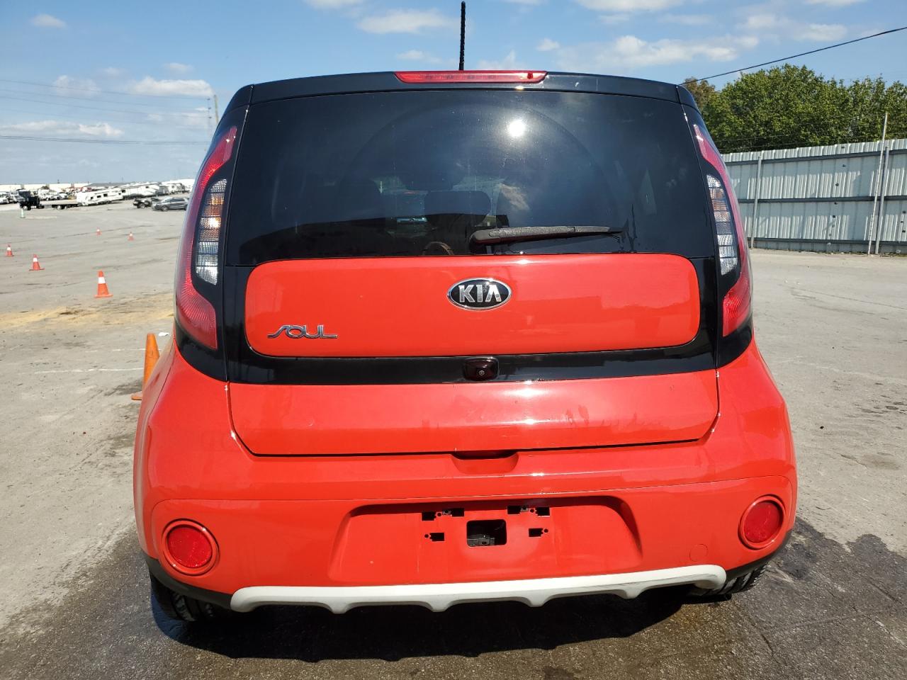 2019 Kia Soul + VIN: KNDJP3A58K7669915 Lot: 86123565