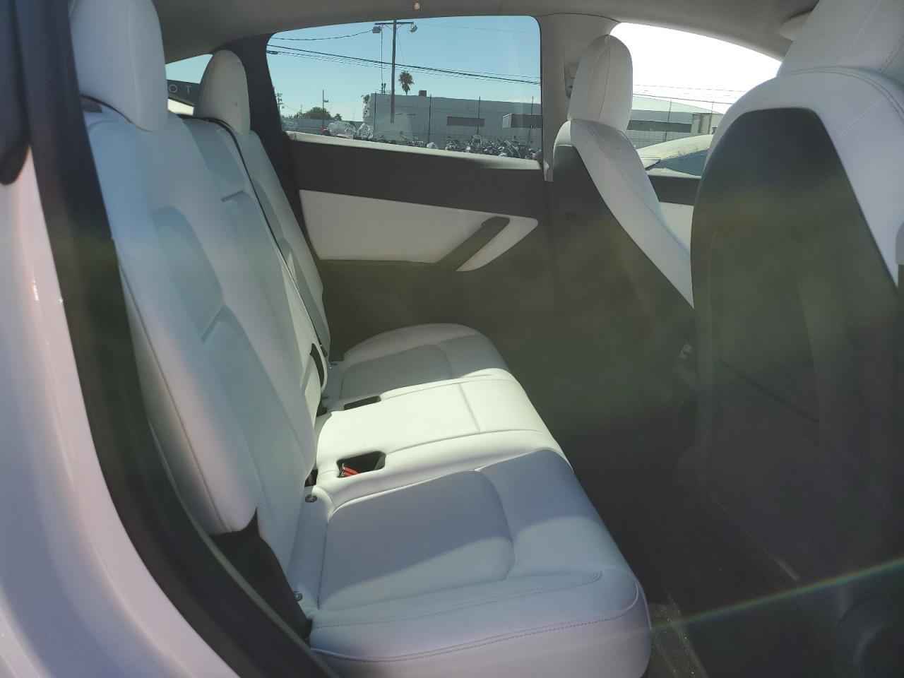 2022 Tesla Model Y VIN: 7SAYGDEE1NF342515 Lot: 84785635