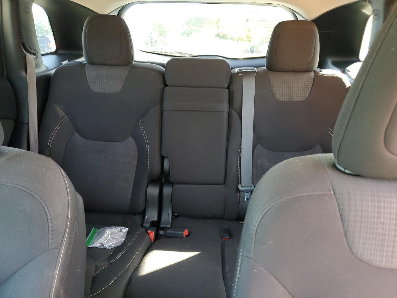 2016 Jeep Cherokee Latitude VIN: 1C4PJMCB9GW117969 Lot: 85132055