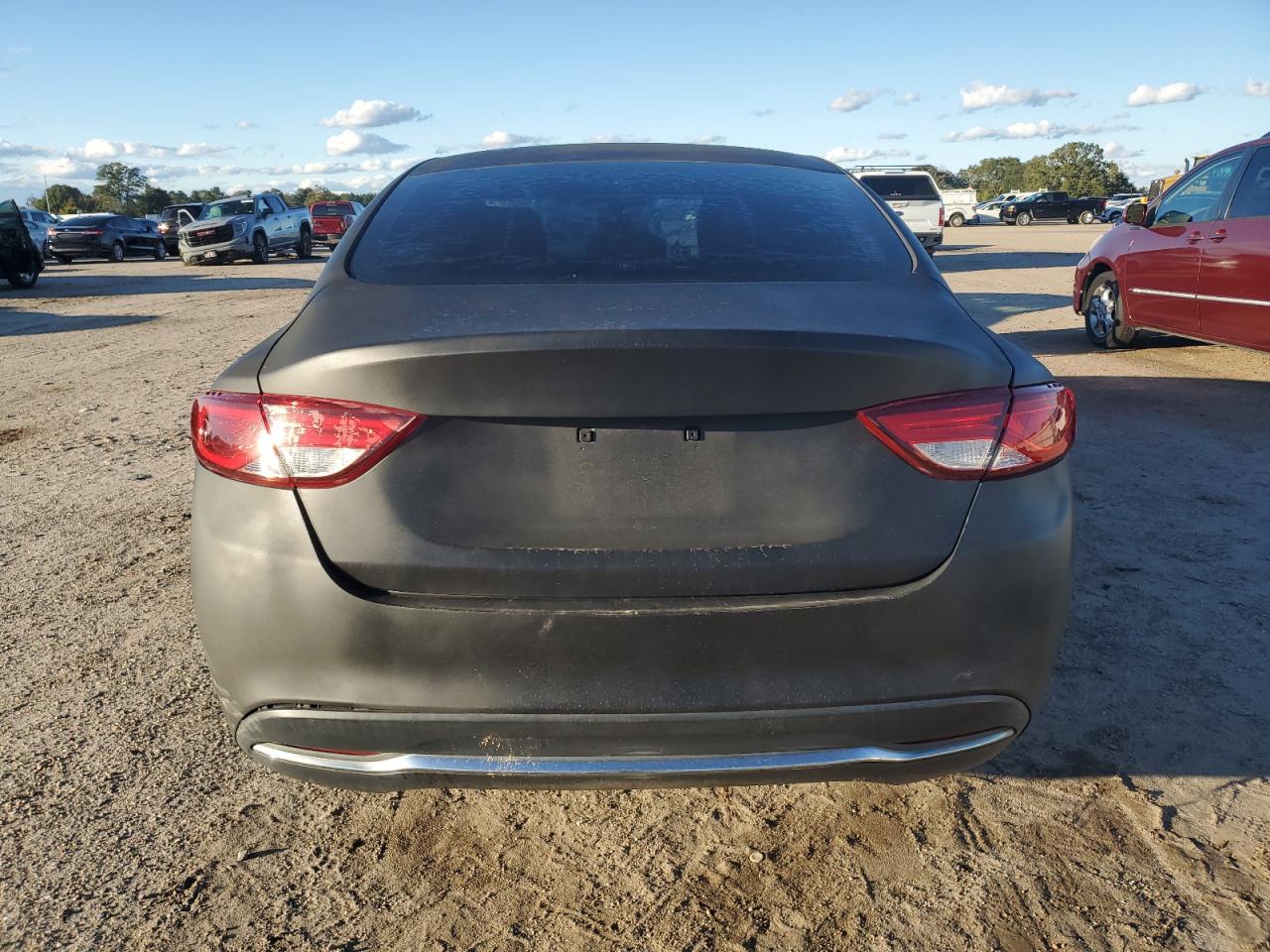 2015 Chrysler 200 Limited VIN: 1C3CCCAB0FN580310 Lot: 90543855