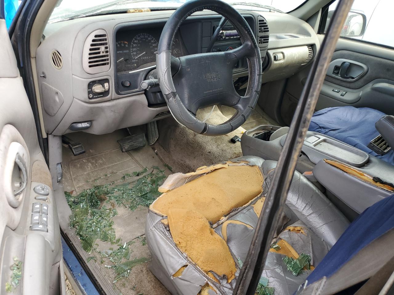 1996 GMC Yukon VIN: 1GKEC13RXTJ710992 Lot: 81232355