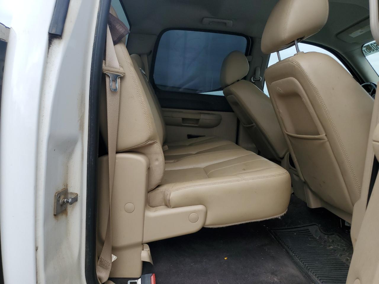 2011 Chevrolet Silverado C1500 Lt VIN: 3GCPCSE07BG258105 Lot: 82325055