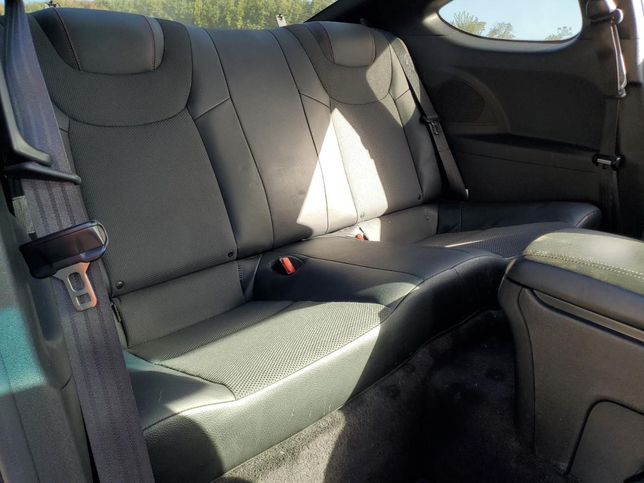 2016 Hyundai Genesis Coupe 3.8 R-Spec VIN: KMHHU6KJXGU134822 Lot: 71774595