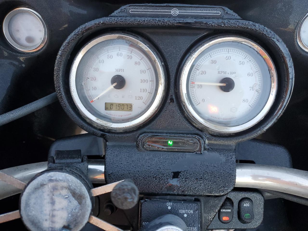 2013 Harley-Davidson Fltrx Road Glide Custom VIN: 1HD1KHM1XDB668736 Lot: 82342235