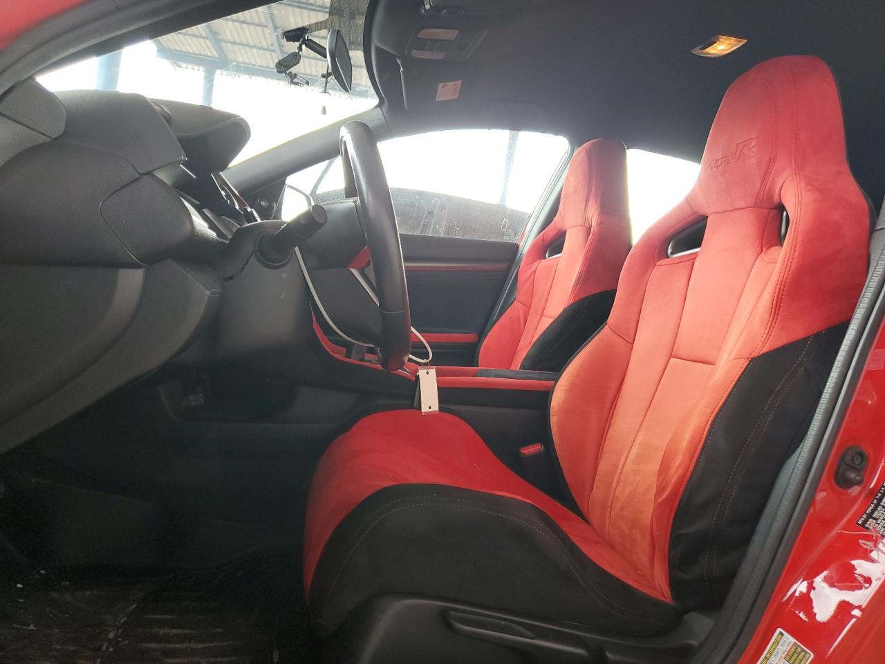 2018 Honda Civic Type-R Touring VIN: SHHFK8G76JU202123 Lot: 85553545