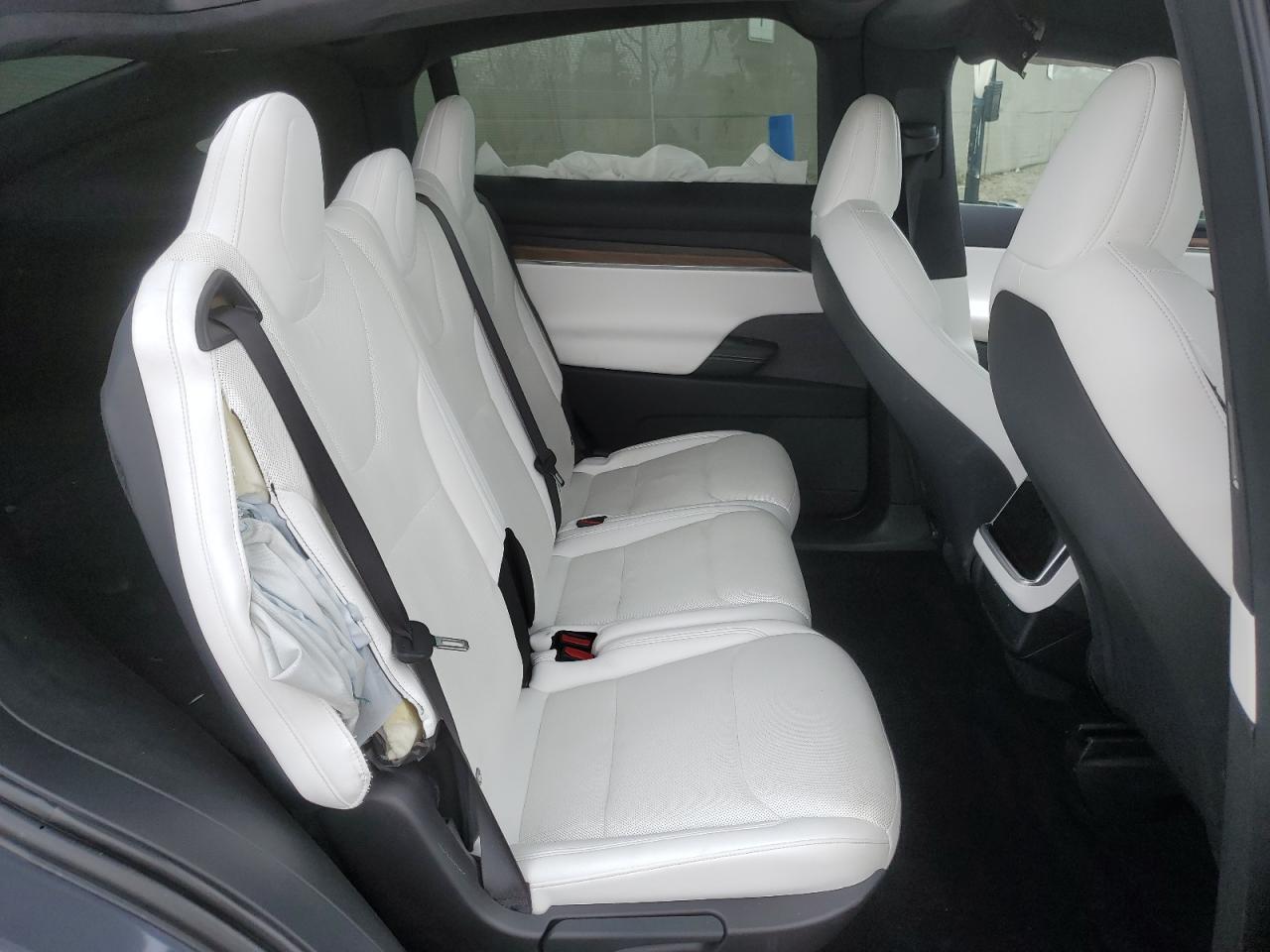 2022 Tesla Model X VIN: 7SAXCDE57NF349251 Lot: 86463865