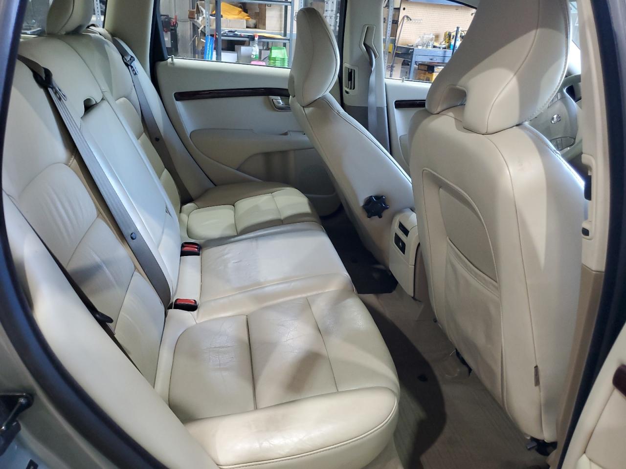 2008 Volvo V70 3.2 VIN: YV1BW982681054906 Lot: 85511165