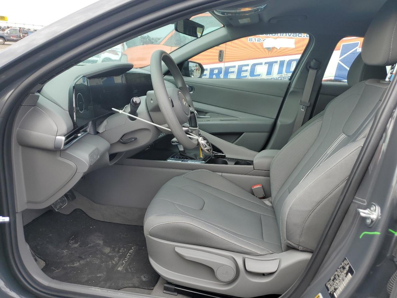 Elantra Elantra