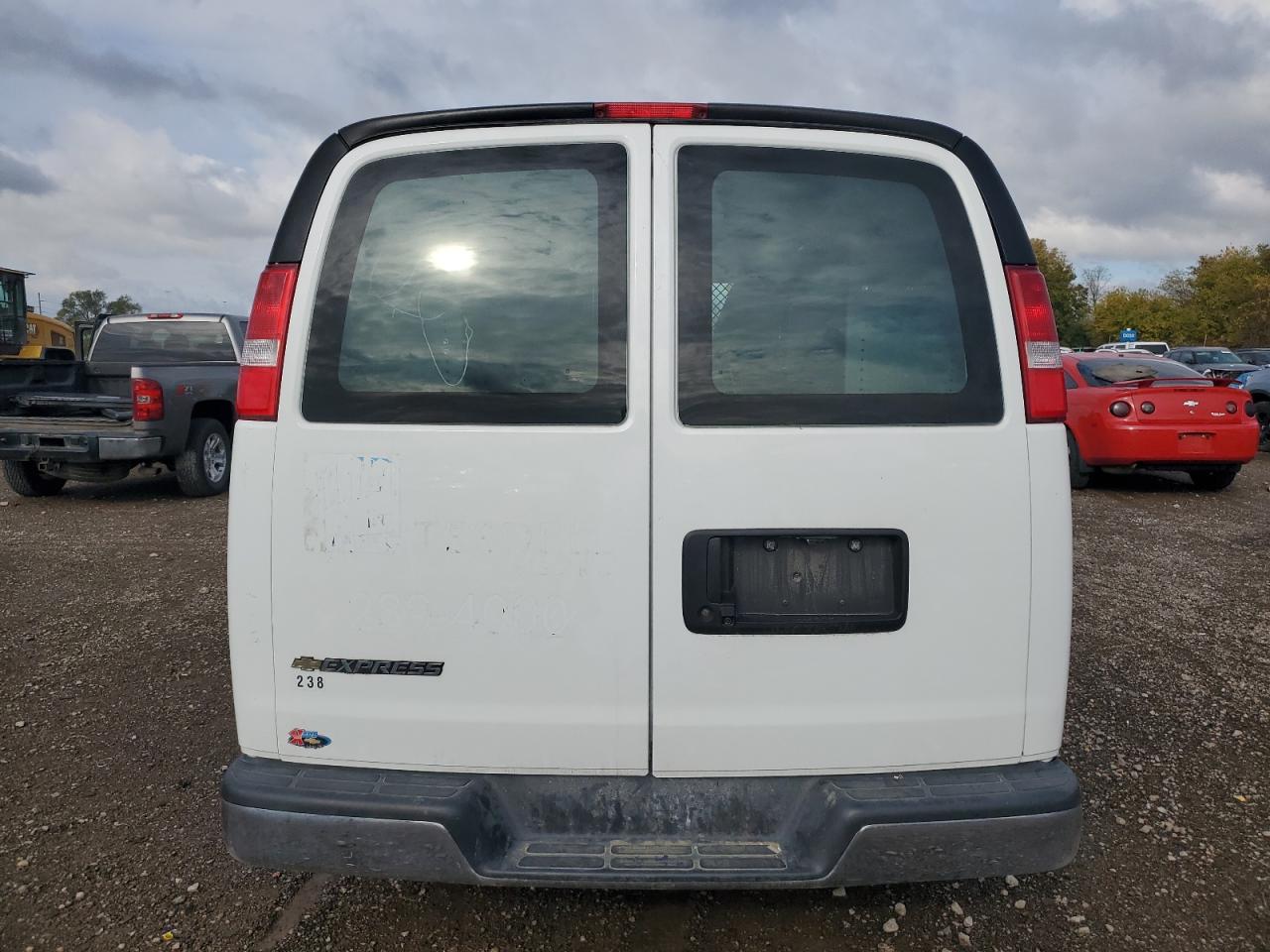 2024 Chevrolet Express G2500 VIN: 1GCWGAFP1R1291860 Lot: 90354305