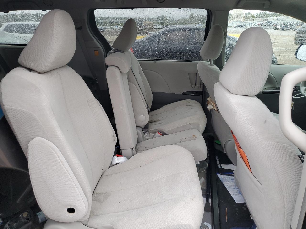 2012 Toyota Sienna Le VIN: 5TDKK3DC5CS278046 Lot: 85193315