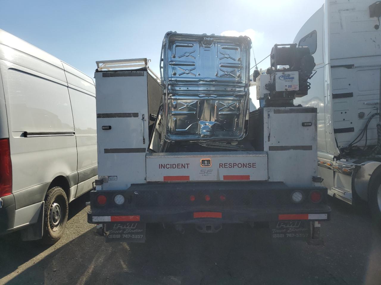 2011 Ford F550 Super Duty VIN: 1FD0W5HT8BEA65643 Lot: 85294115