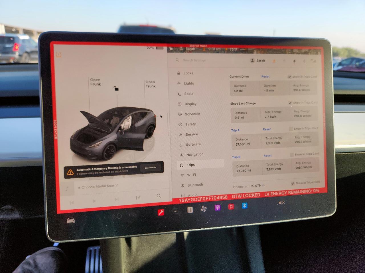 2023 Tesla Model Y VIN: 7SAYGDEF0PF704958 Lot: 85553275