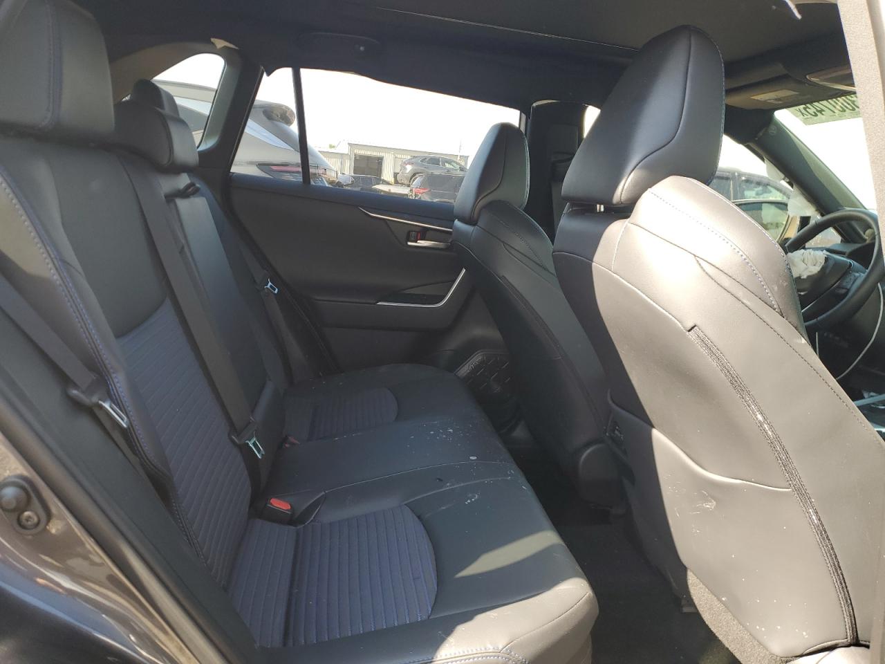 2025 Toyota Rav4 Xse VIN: JTME6RFV1SJ074665 Lot: 82300745