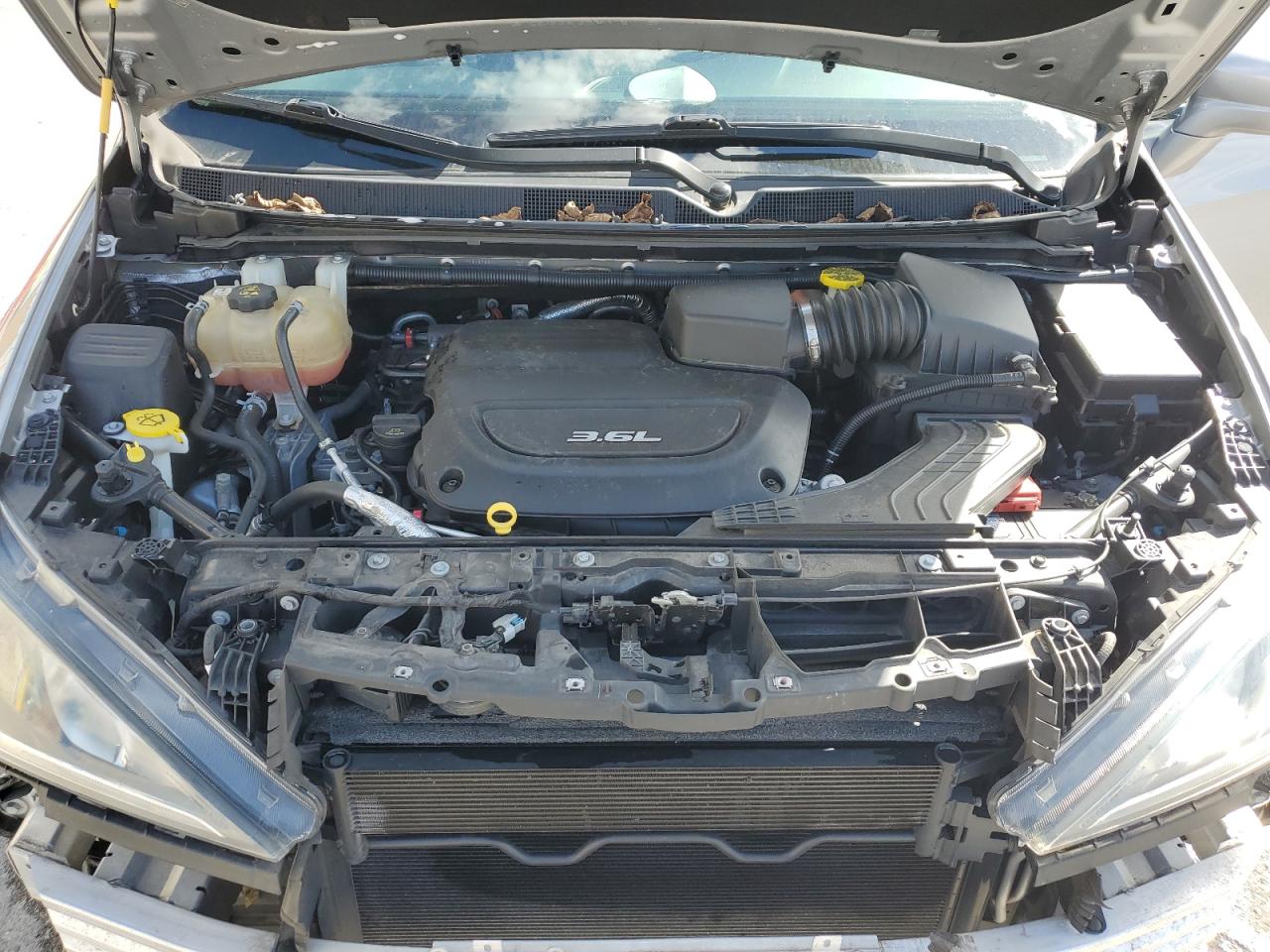 2018 Chrysler Pacifica Touring Plus VIN: 2C4RC1FG7JR257964 Lot: 85190265