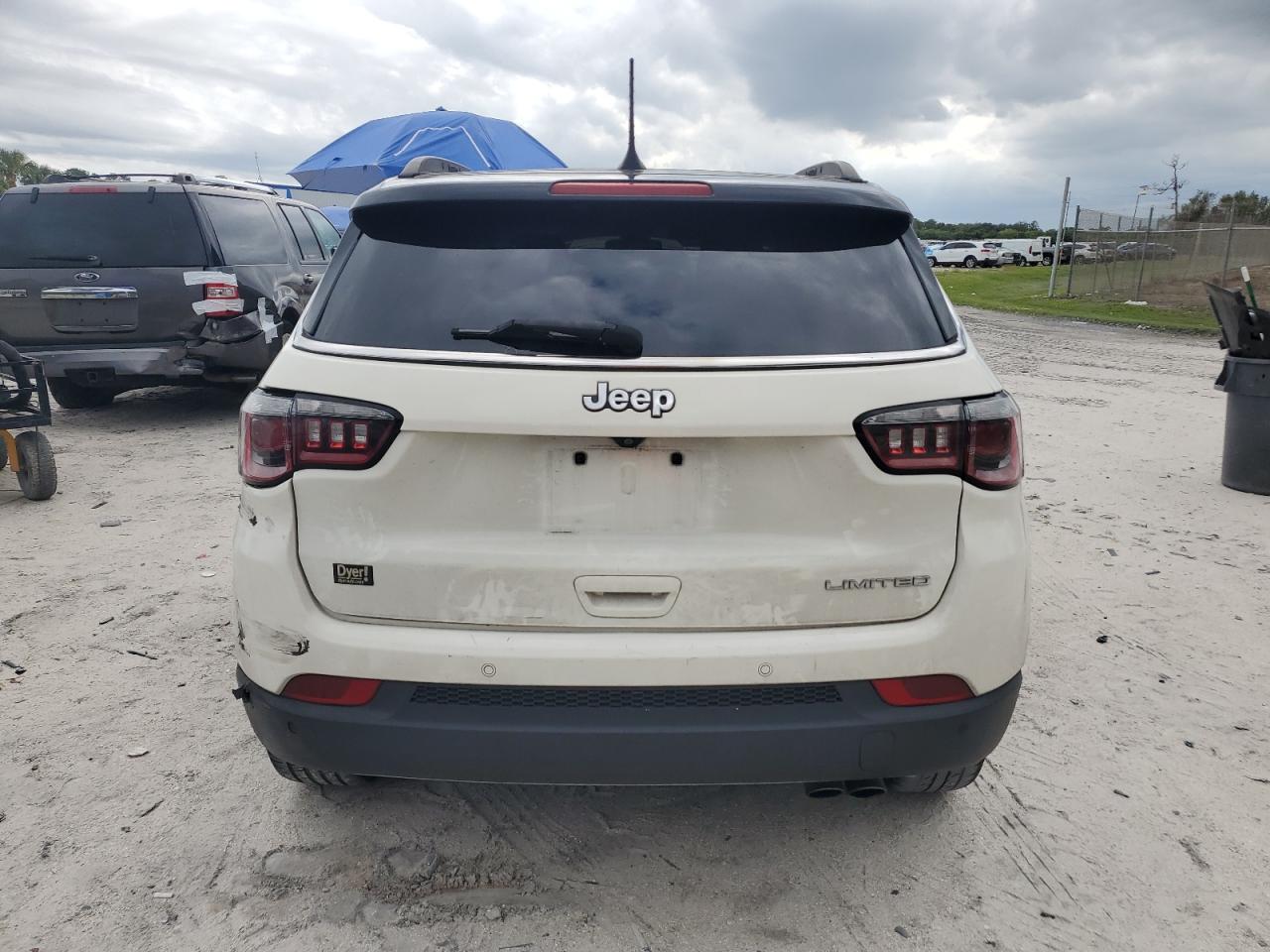 2018 Jeep Compass Limited VIN: 3C4NJCCB0JT351271 Lot: 90430075