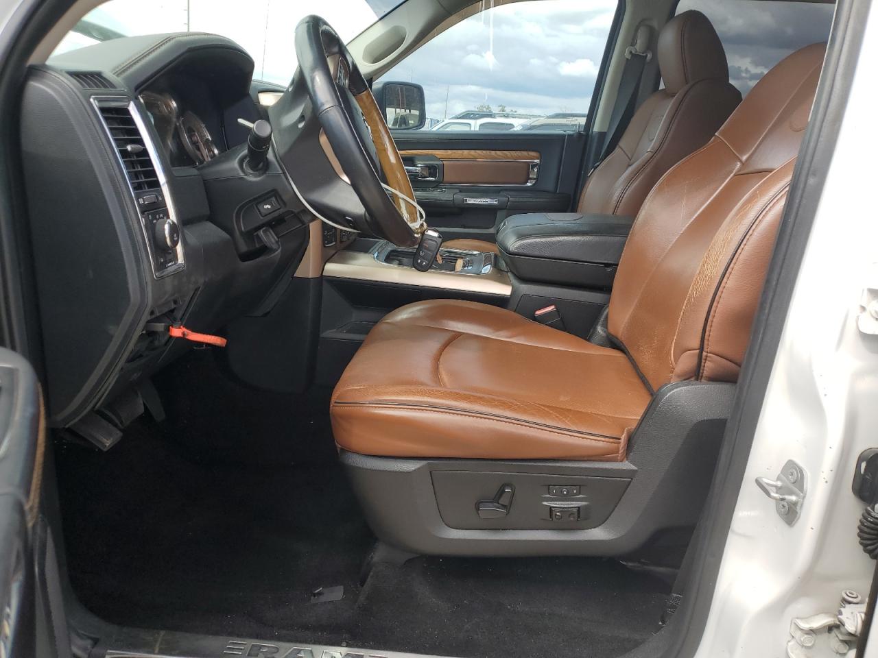 2016 Ram 1500 Longhorn VIN: 1C6RR7PT6GS180581 Lot: 86832655