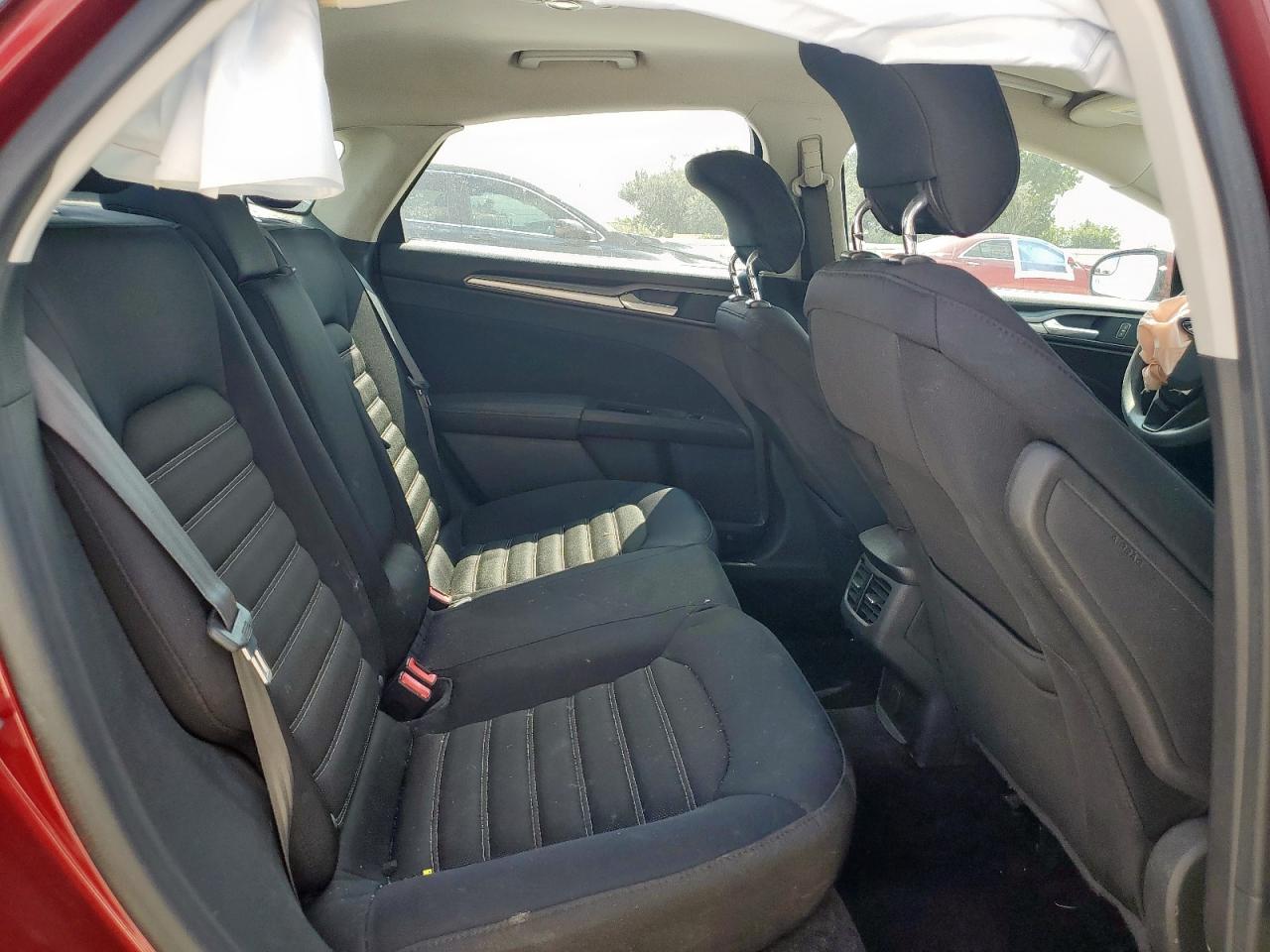 2015 Ford Fusion Se VIN: 1FA6P0H71F5102027 Lot: 81934735