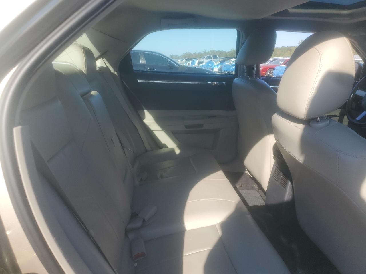 2006 Chrysler 300 Touring VIN: 2C3KA53G16H225242 Lot: 82279605