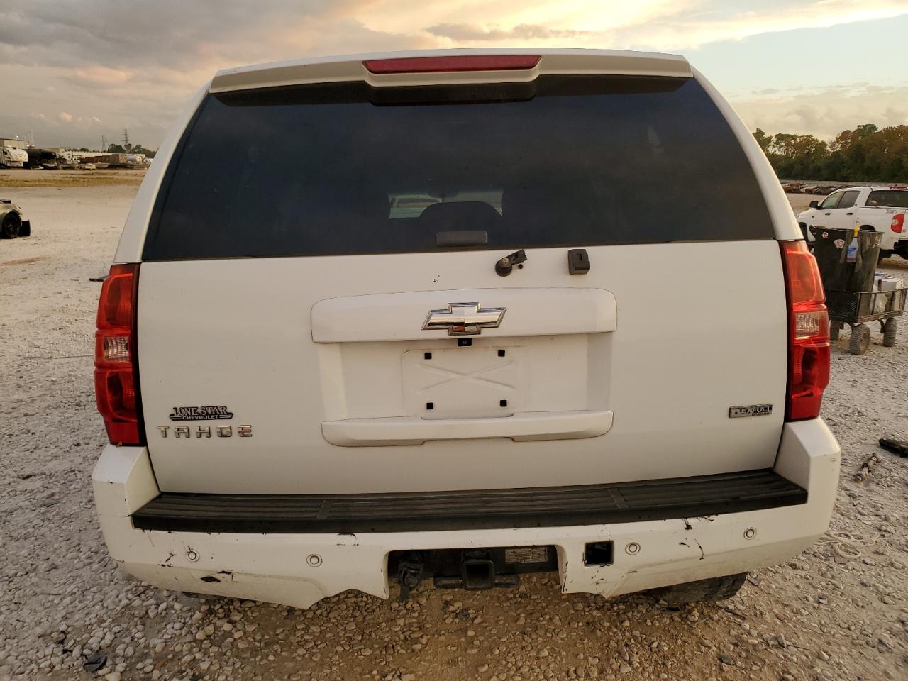 2011 Chevrolet Tahoe C1500 Ls VIN: 1GNSCAE01BR170517 Lot: 87089305