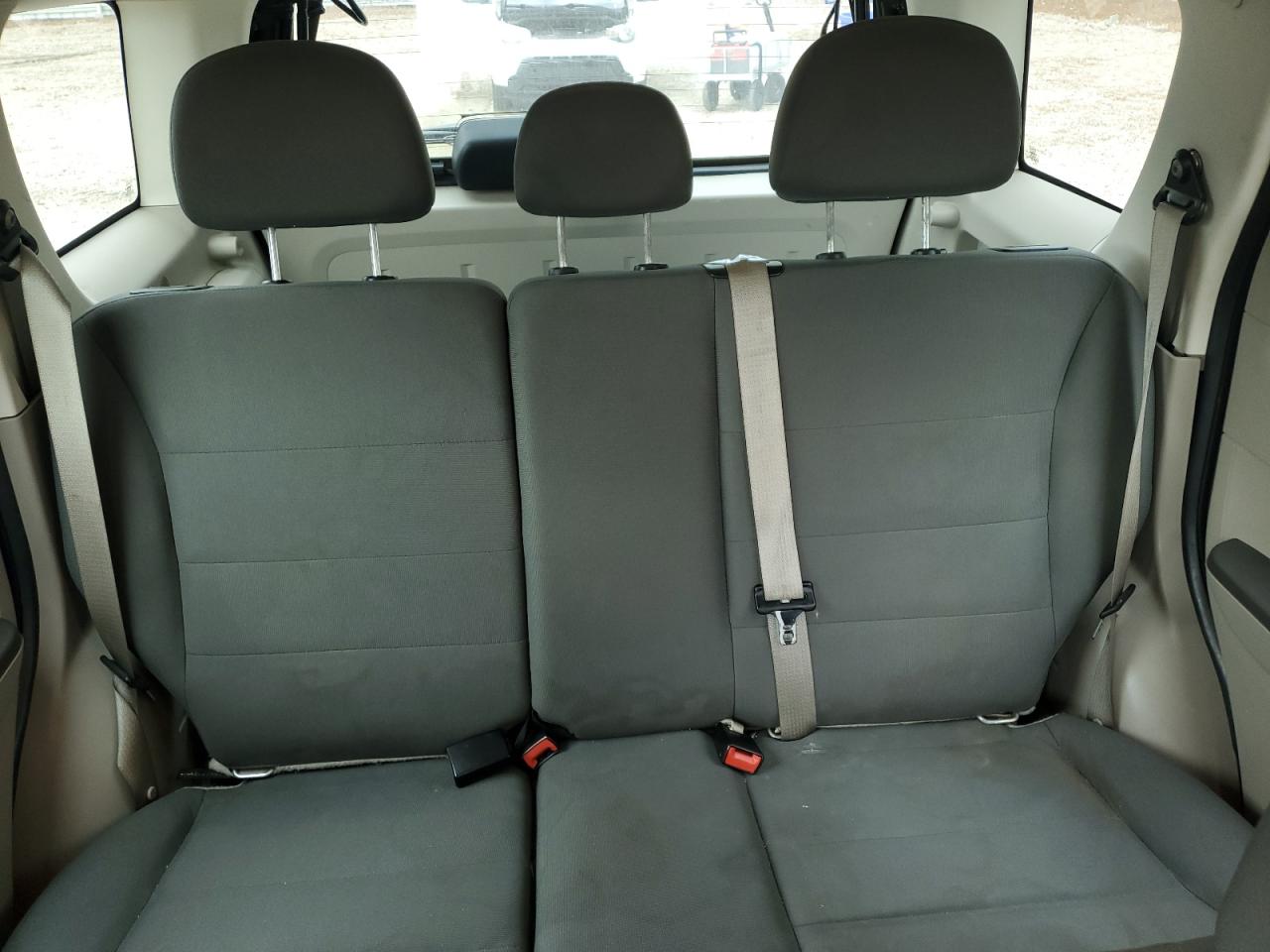 2010 Ford Escape Xls VIN: 1FMCU0C75AKC24408 Lot: 82497505