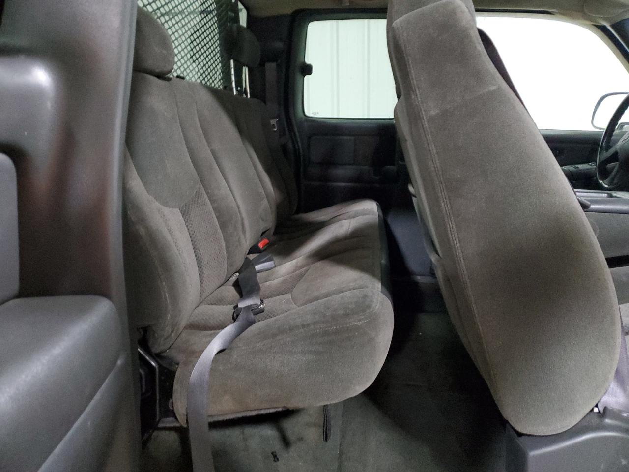 2004 Chevrolet Silverado K1500 VIN: 1GCEK19V64E123704 Lot: 87049815
