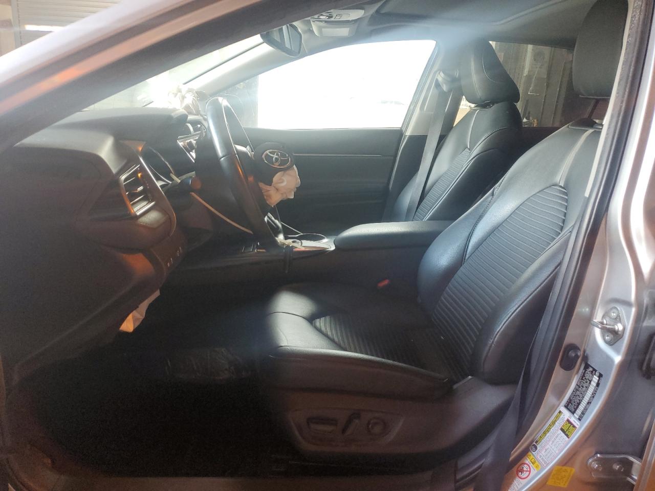 2019 Toyota Camry L VIN: 4T1B11HK6KU244373 Lot: 85328955