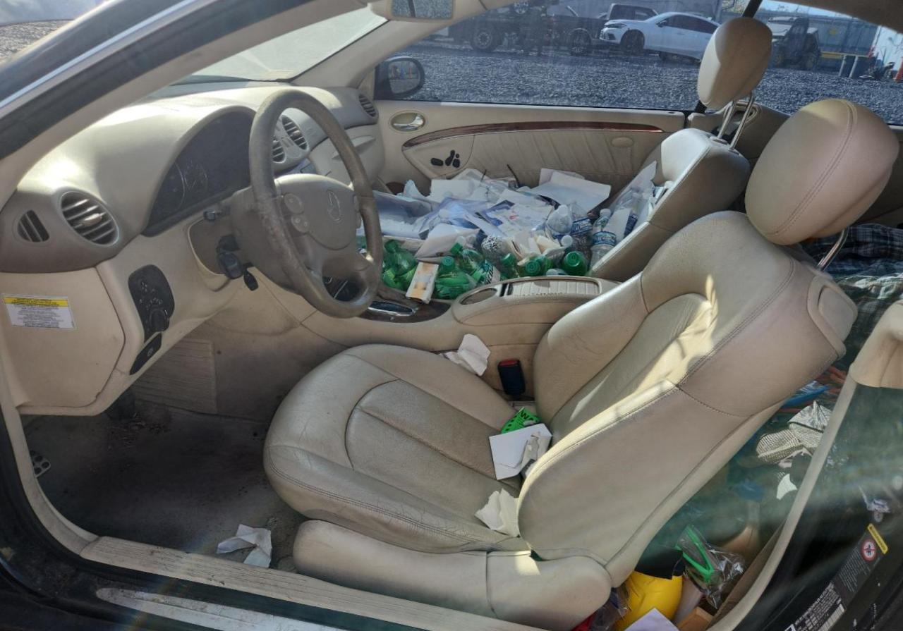 2007 Mercedes-Benz Clk 350 VIN: WDBTJ56HX7F231174 Lot: 82301195