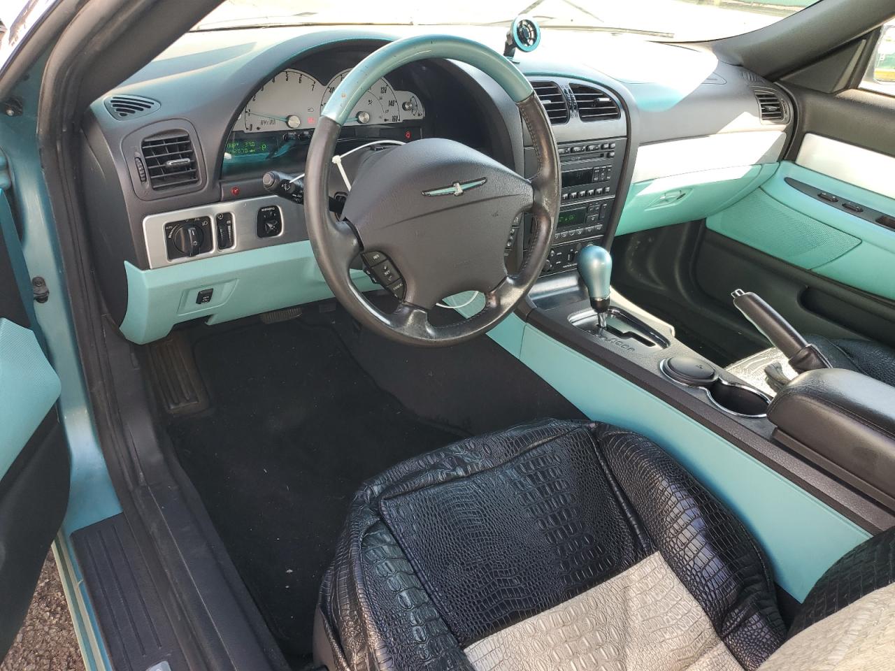 2002 Ford Thunderbird VIN: 1FAHP60A02Y131367 Lot: 81976065