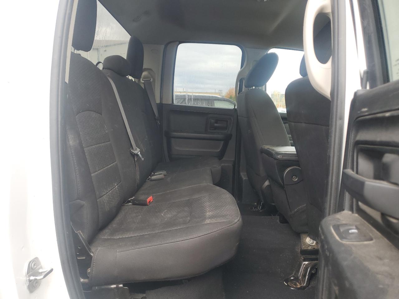 2019 Ram 1500 Classic Tradesman VIN: 1C6RR7FG4KS704386 Lot: 89617125