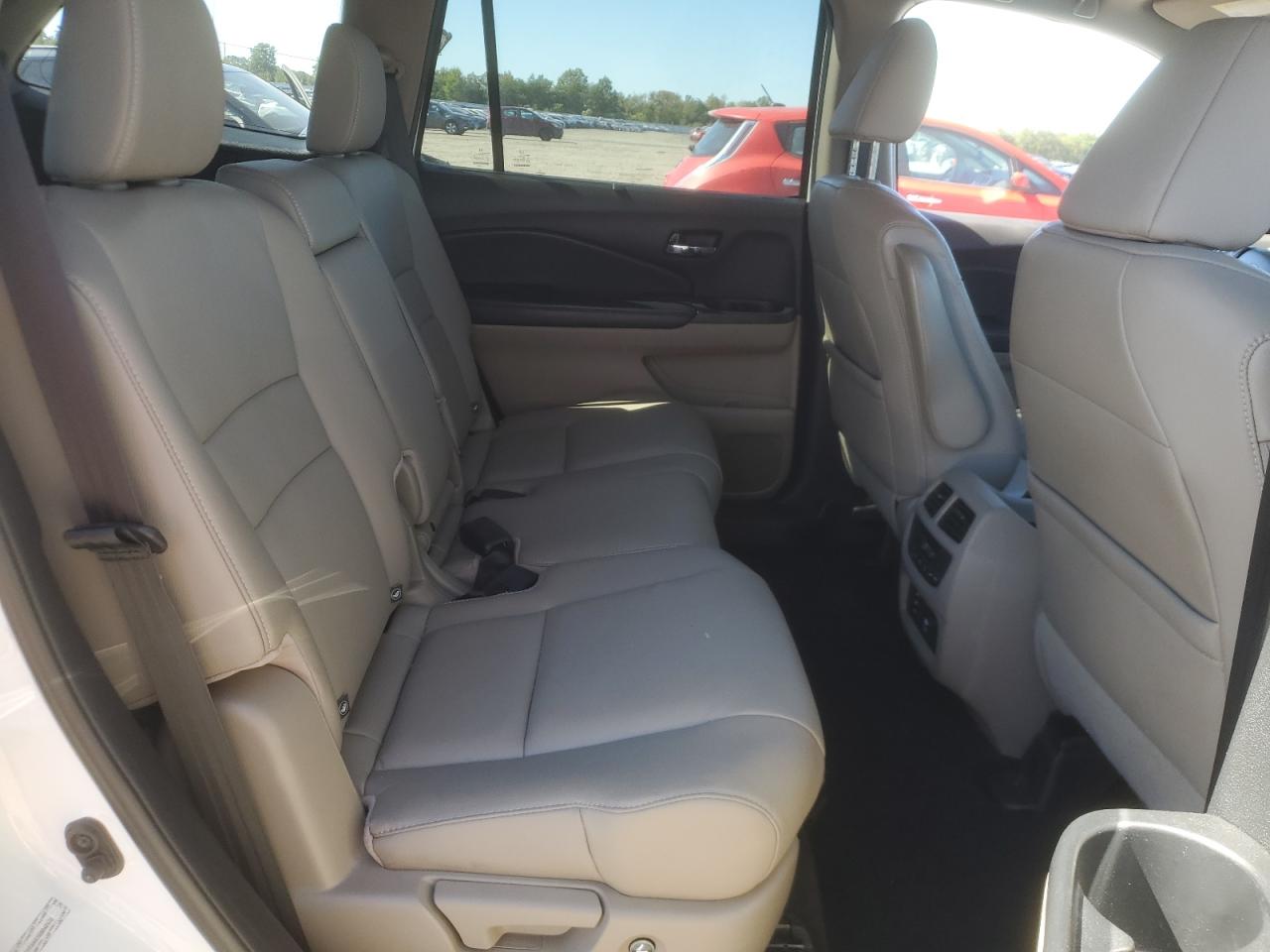 2016 Honda Pilot Touring VIN: 5FNYF6H97GB042572 Lot: 85757245