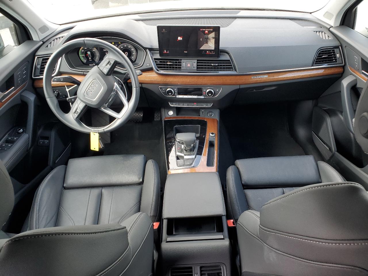 2024 Audi Q5 E Premium Plus 55 VIN: WA1E2AFY2R2115469 Lot: 86470885