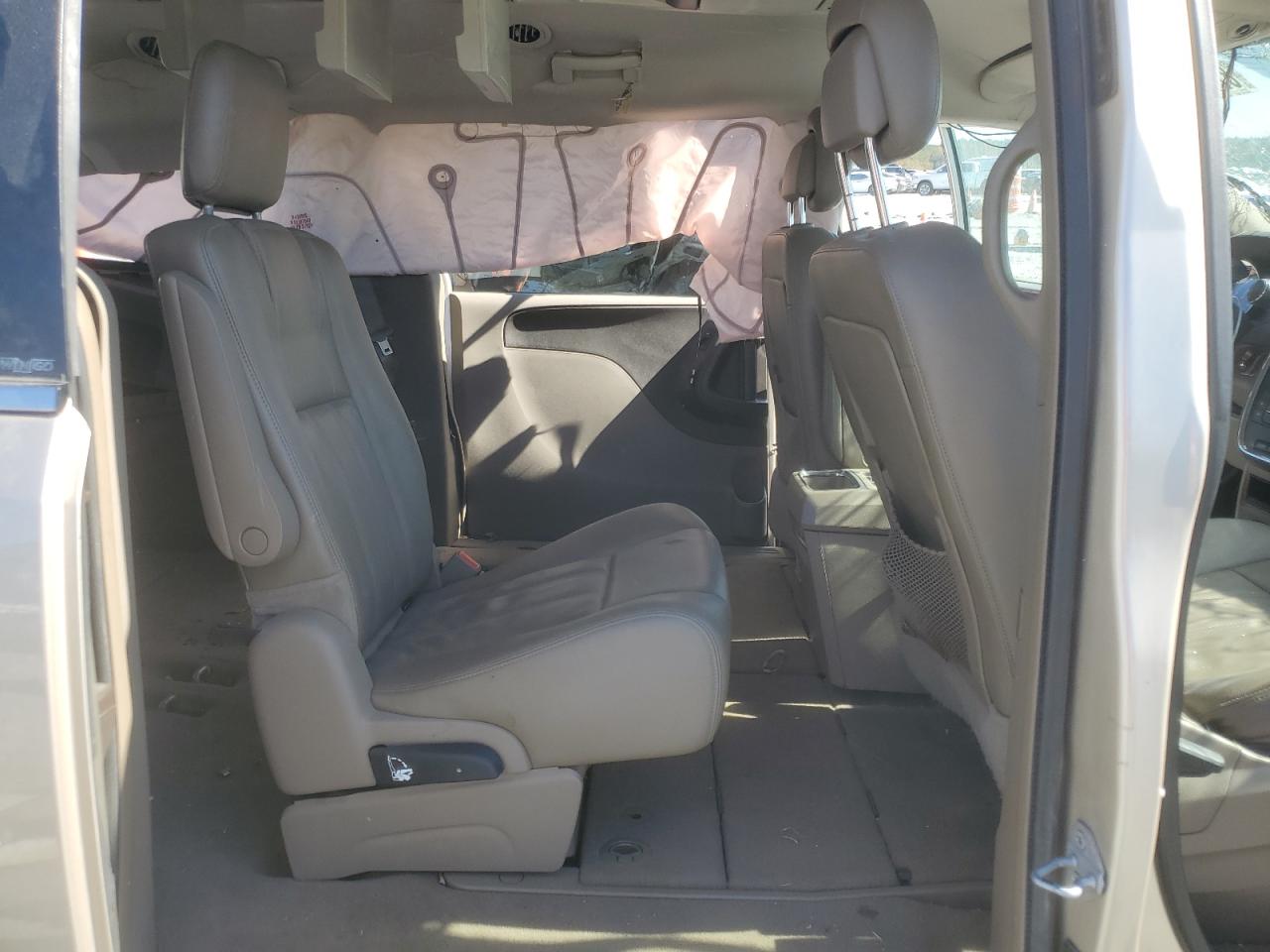 2014 Chrysler Town & Country Touring VIN: 2C4RC1BG2ER207002 Lot: 87107825