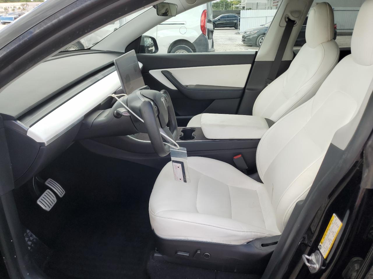 2021 Tesla Model Y VIN: 5YJYGDEF3MF099004 Lot: 84726605