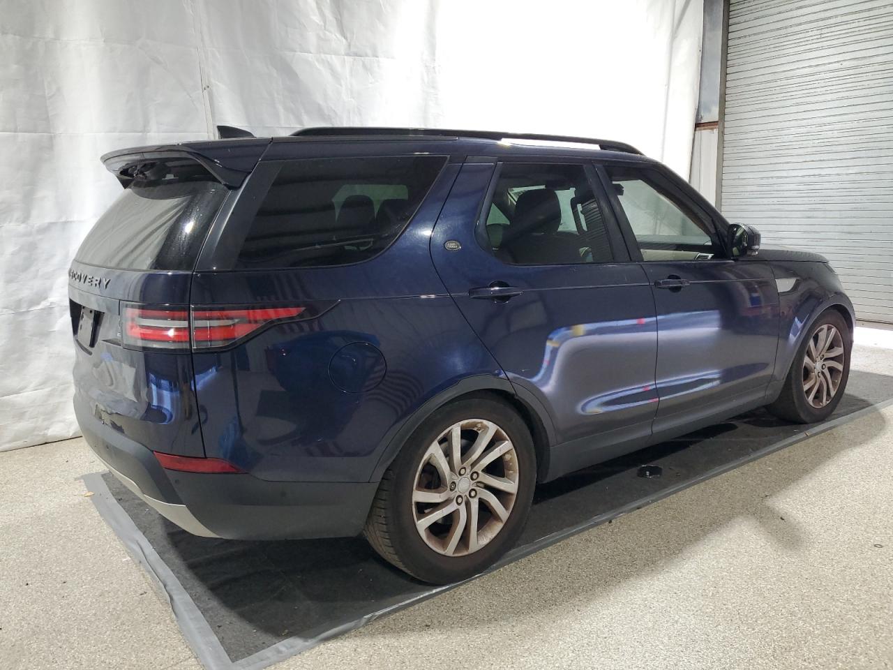 2017 Land Rover Discovery Hse VIN: SALRRBBV1HA041074 Lot: 80786955