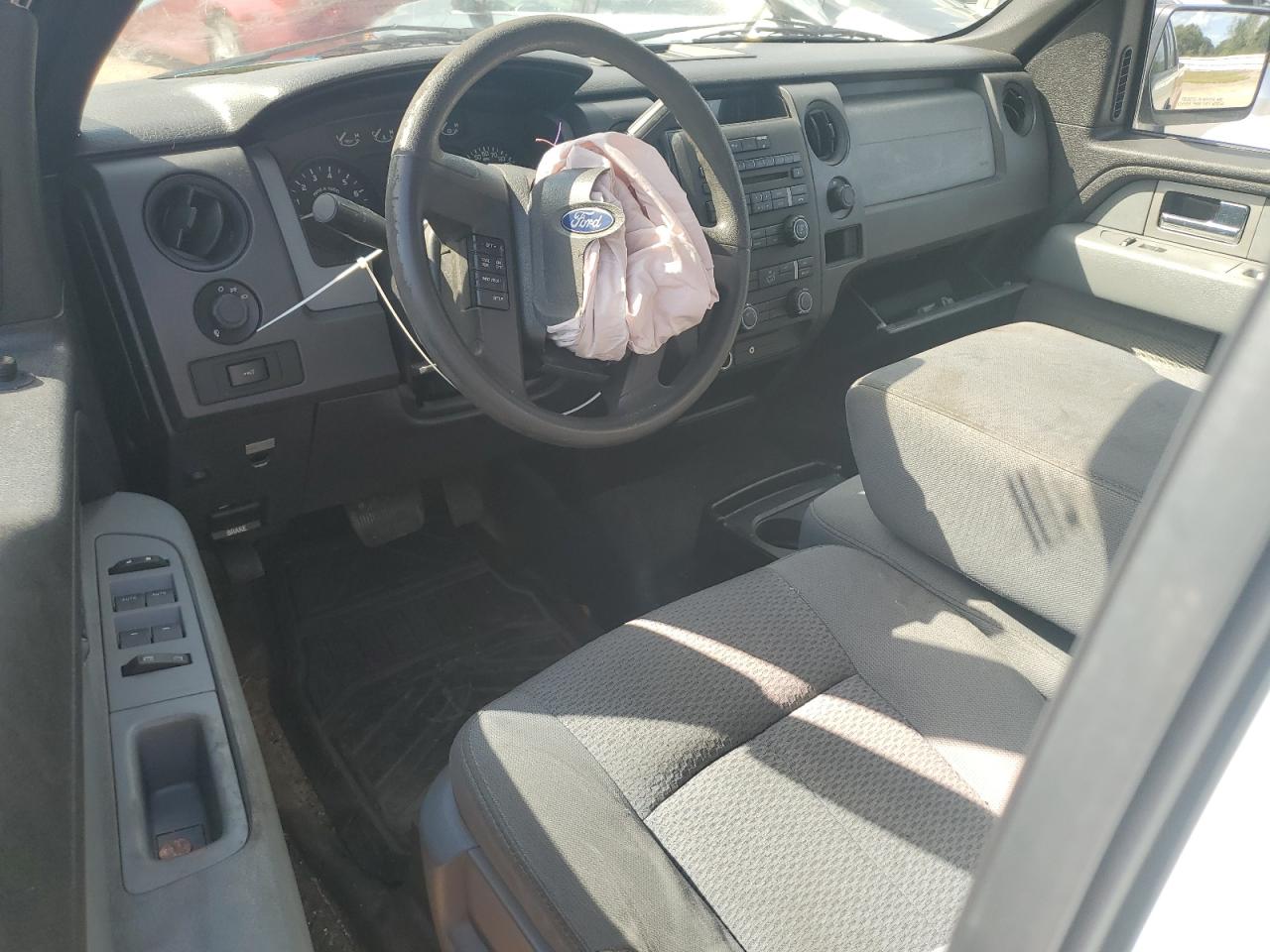 2011 Ford F150 Super Cab VIN: 1FTFX1CF7BKE18865 Lot: 84561075