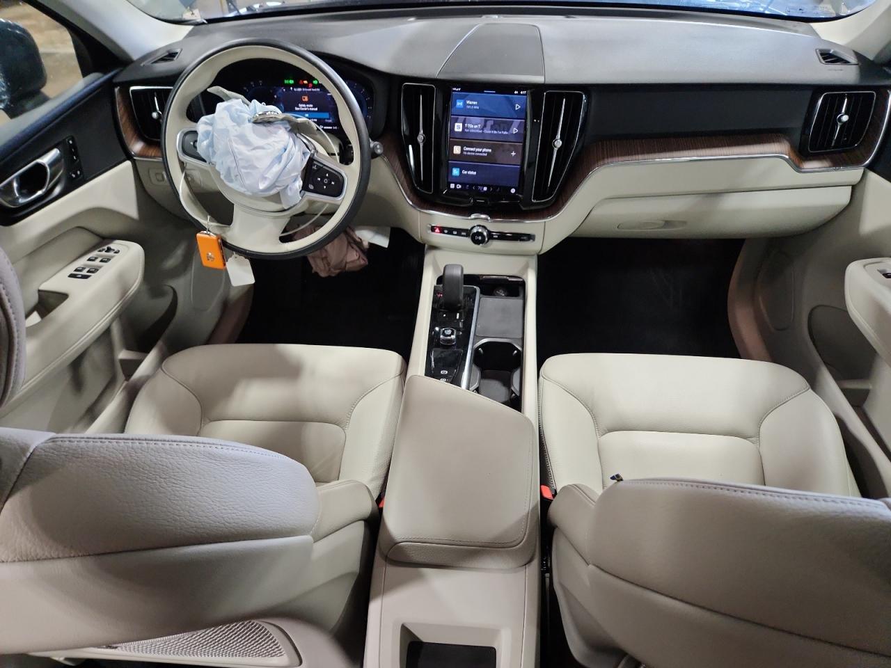 2022 Volvo Xc60 B5 Momentum VIN: YV4L12RK0N1018426 Lot: 85317955