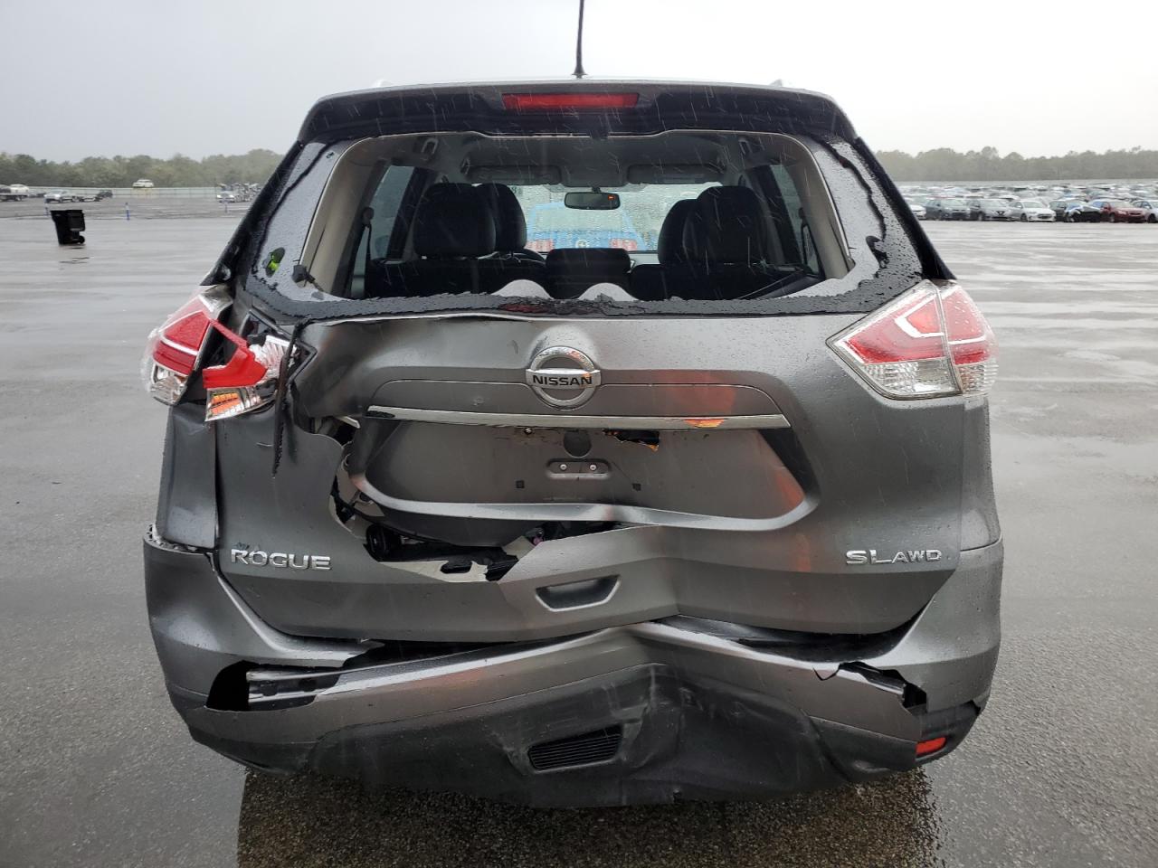2016 Nissan Rogue S VIN: KNMAT2MV5GP683117 Lot: 82260405