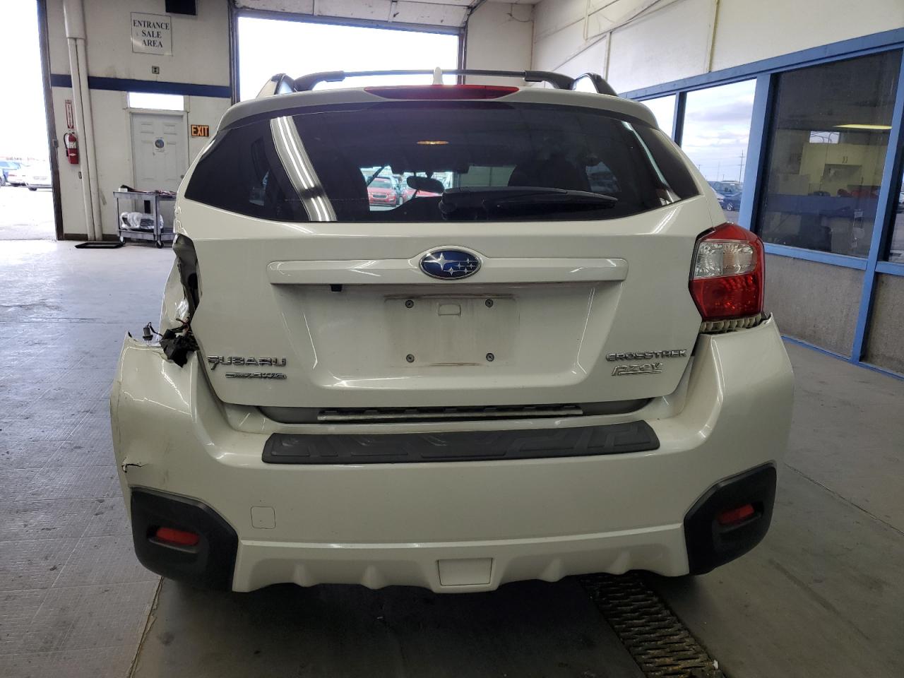 2016 Subaru Crosstrek Limited VIN: JF2GPANC3G8324642 Lot: 82427385