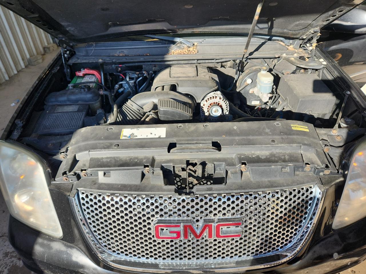 2009 GMC Yukon Xl Denali VIN: 1GKFK06299R300128 Lot: 84198695