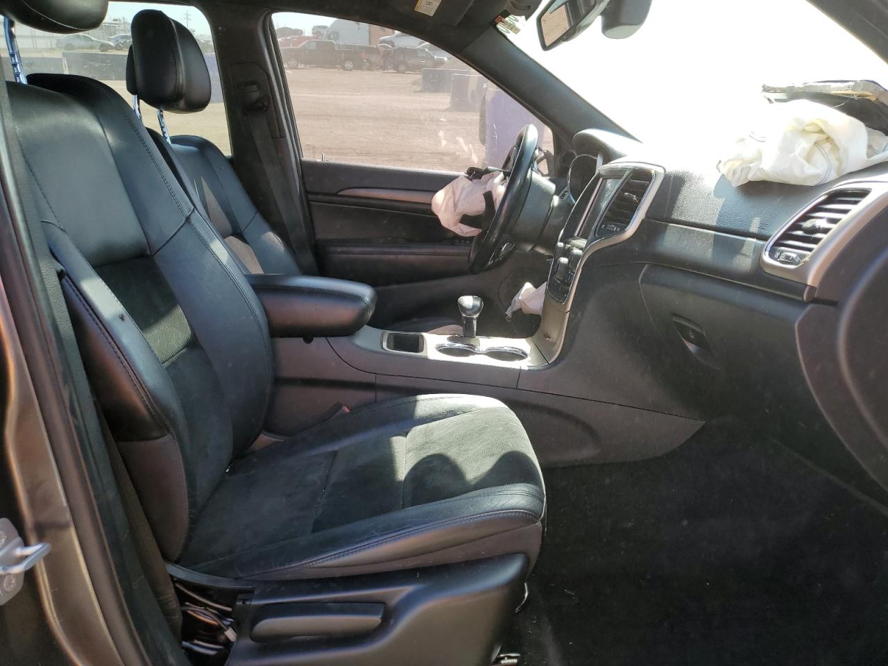 2015 Jeep Grand Cherokee Laredo VIN: 1C4RJFAGXFC768347 Lot: 84735065