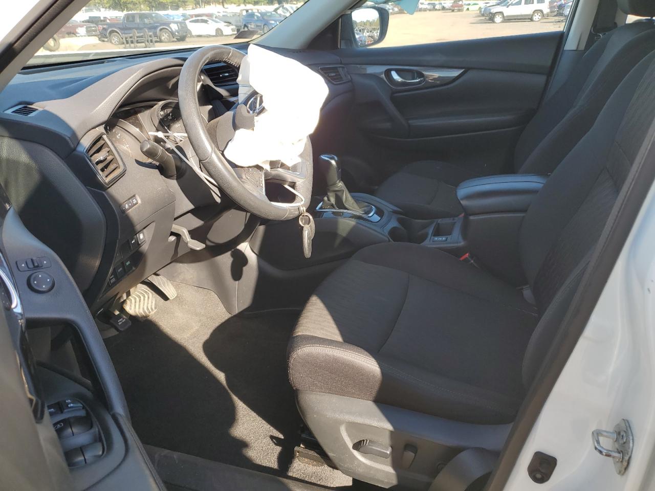 2018 Nissan Rogue S VIN: 5N1AT2MV8JC808623 Lot: 84727505