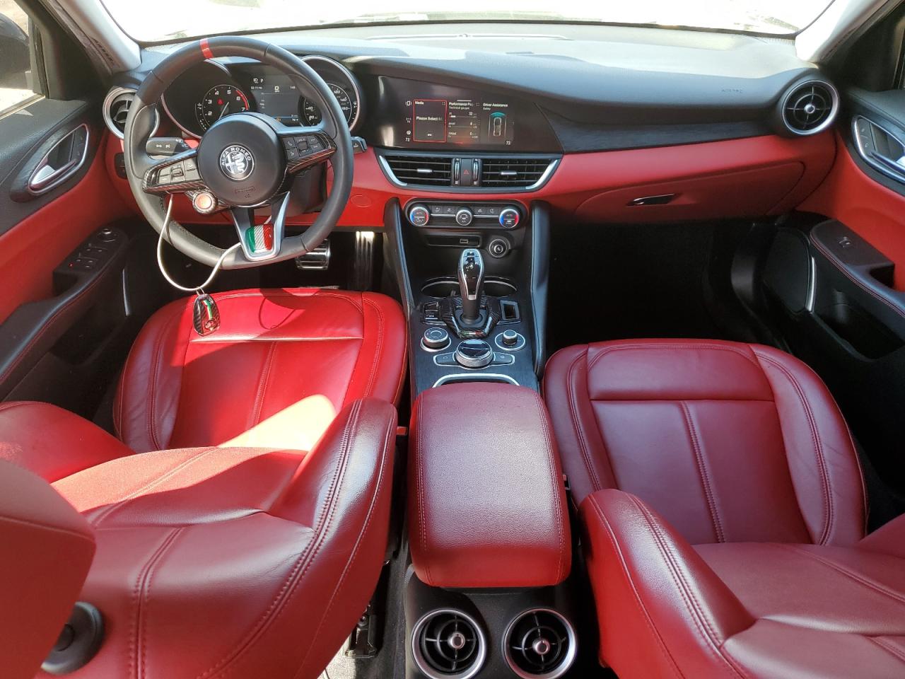 2020 Alfa Romeo Giulia VIN: ZARFAMAN8L7635798 Lot: 90653805