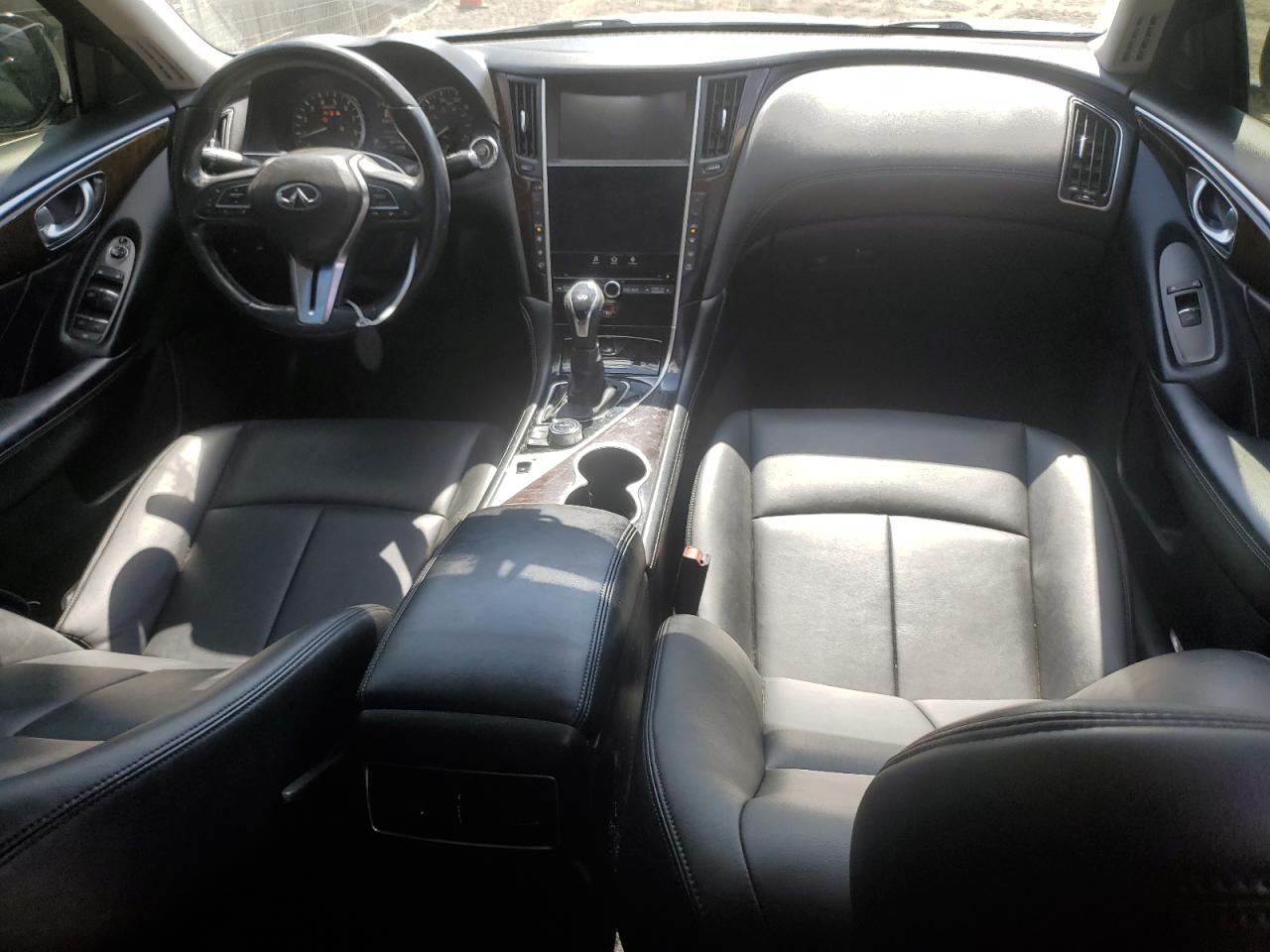 2019 Infiniti Q50 Luxe VIN: JN1EV7AP8KM517055 Lot: 84586595